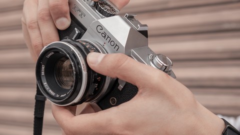 Photography for Beginners:Master the Art of Capturing Moment